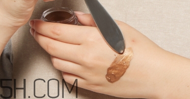 2018年眼影膏哪個牌子好？2018眼影膏排行榜