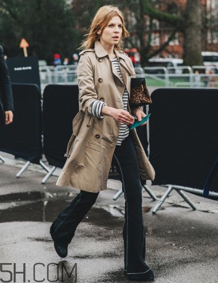 黑色喇叭褲搭什么上衣？黑色喇叭褲搭配上衣圖片