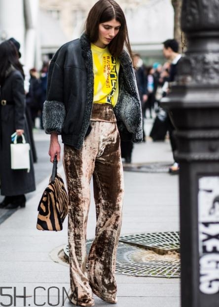 冬天穿喇叭褲怎么搭配？冬天喇叭褲搭配圖片