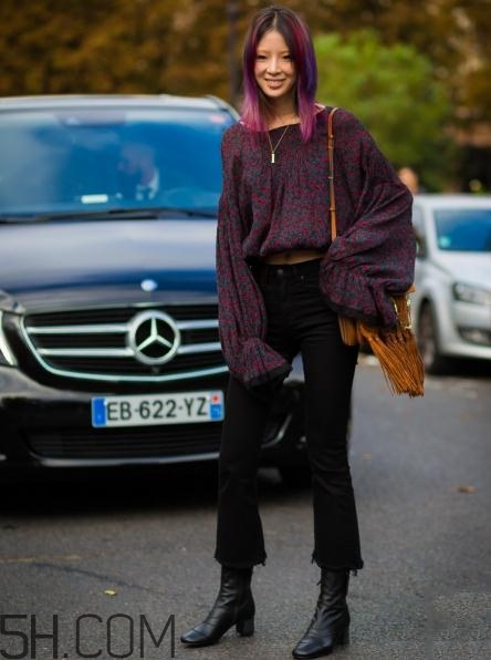 冬天穿喇叭褲怎么搭配？冬天喇叭褲搭配圖片