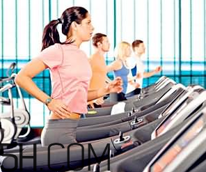 在跑步機(jī)上可以光腳跑嗎？跑步機(jī)有什么注意事項嗎？