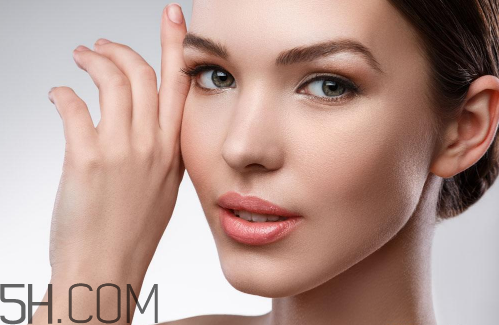 敏感性皮膚可以紋眉嗎？什么人不能做紋眉？