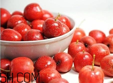 吃山楂對健康有什么好處？糖尿病人可以吃山楂嗎？