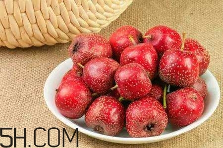 吃山楂對健康有什么好處？糖尿病人可以吃山楂嗎？