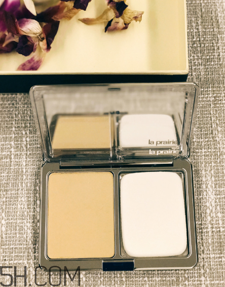 幾款很火的貴價粉底測評 la prairie粉餅vs魚子醬粉霜 幾款很火的貴價粉底測評 la prairie粉餅vs魚子醬粉霜