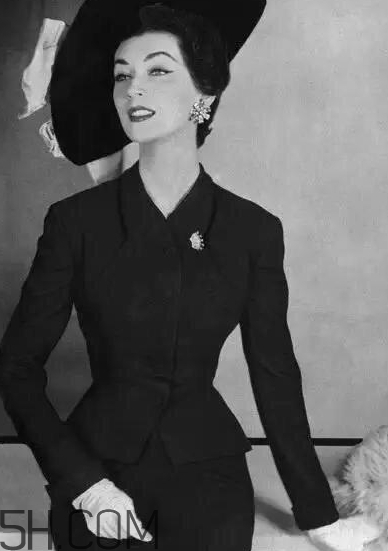 香奶奶是什么牌子？香奈兒為什么叫香奶奶