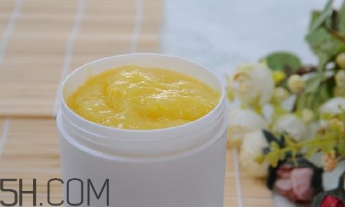 蜂王漿的營(yíng)養(yǎng)成分有哪些？怎么辨別真假蜂王漿？