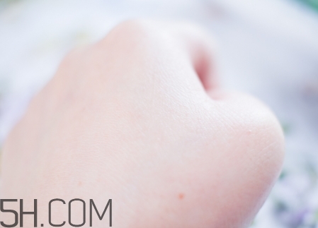 鉛筆是指什么牌子？鉛筆是什么護(hù)膚品？