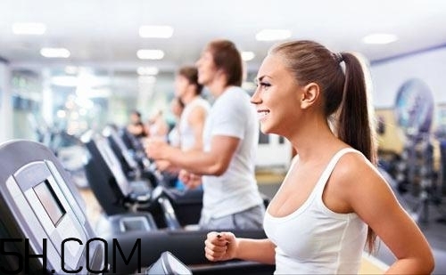 跑步機(jī)跑步什么時(shí)間最好？跑步機(jī)跑步多長時(shí)間合適？