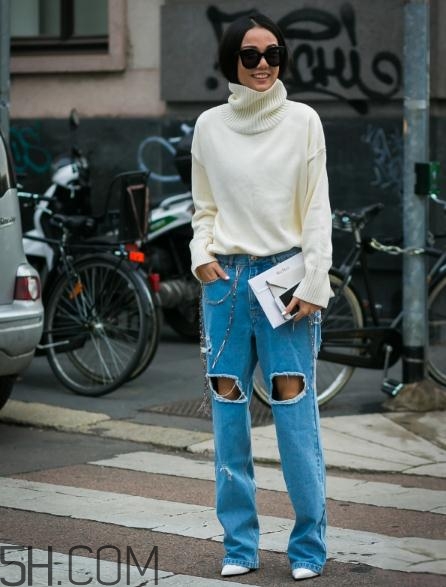 冬天破洞牛仔褲怎么搭配？破洞牛仔褲冬天怎么穿？