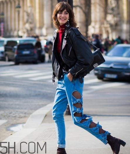 冬天破洞牛仔褲怎么搭配？破洞牛仔褲冬天怎么穿？