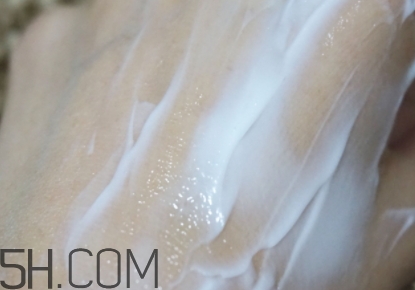 724高保濕面霜是什么？724高保濕面霜好用嗎？