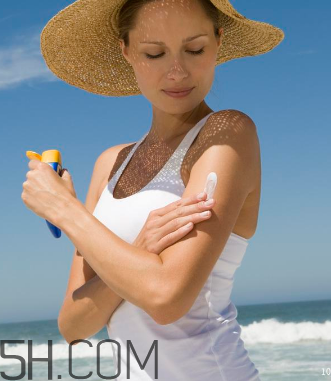 婦炎潔要用清水沖洗嗎？婦炎潔要兌多少水？