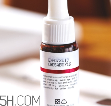 刷酸后皮膚要怎么修復(fù)？臉?biāo)⑺徇^度怎么修復(fù)