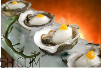 生蠔可以和苦瓜一起吃嗎？生蠔和西紅柿可以一起吃嗎？