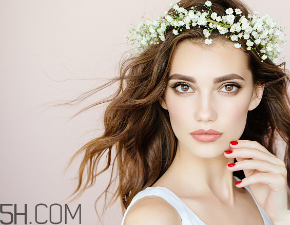 潔爾陰是中藥成分嗎？潔爾陰是純中藥嗎？