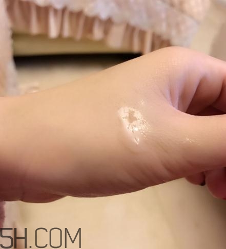 春紀(jì)眼霜怎么樣？春紀(jì)眼霜好用嗎？