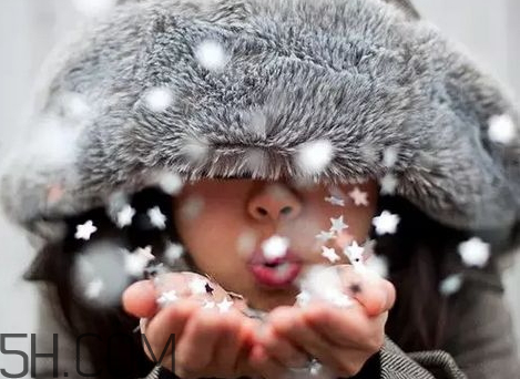 2018年春節(jié)多少度 2018年春節(jié)溫度預(yù)測(cè) 2018年春節(jié)多少度 2018年春節(jié)溫度預(yù)測(cè)