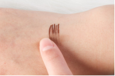 大創(chuàng)睫毛雨衣好用嗎 大創(chuàng)睫毛雨衣怎么樣 大創(chuàng)睫毛雨衣好用嗎 大創(chuàng)睫毛雨衣怎么樣