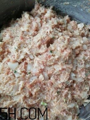 灌湯包的做法？灌湯包怎么做好吃？