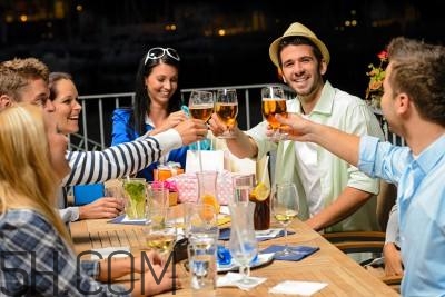 導(dǎo)致結(jié)石的原因有哪些？哪些飲食習(xí)慣容易導(dǎo)致結(jié)石？