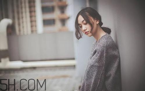 導(dǎo)致結(jié)石的原因有哪些？哪些飲食習(xí)慣容易導(dǎo)致結(jié)石？