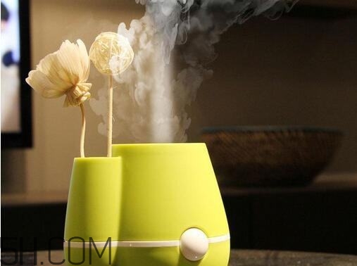 加濕器噴熱氣好嗎？加濕器噴熱氣好還是噴冷氣好？