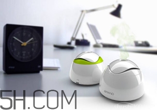 加濕器可以一直開著嗎？冬天開空調可以開加濕器嗎？