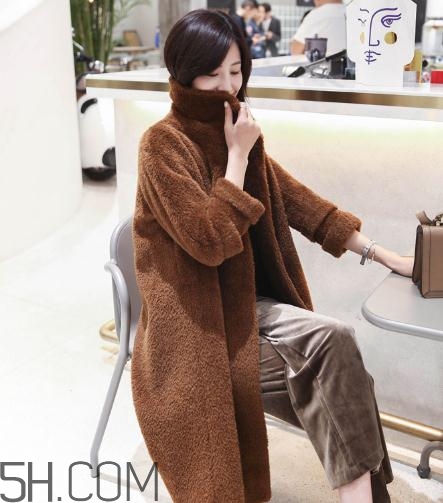 羊駝毛和羊絨哪個(gè)好？羊駝毛和羊絨哪個(gè)保暖？