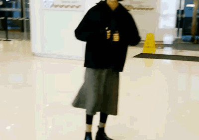 格子裙搭配毛衣好看吧 就算冬也不要放棄裙子 格子裙搭配毛衣好看吧 就算冬也不要放棄裙子