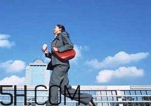 上班族怎么正確睡午覺？怎么正確的在公司睡午覺？