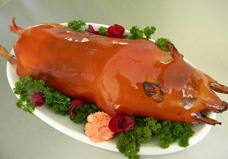 脆皮烤豬用什么設(shè)備好？中國最出名的脆皮烤豬在哪里？