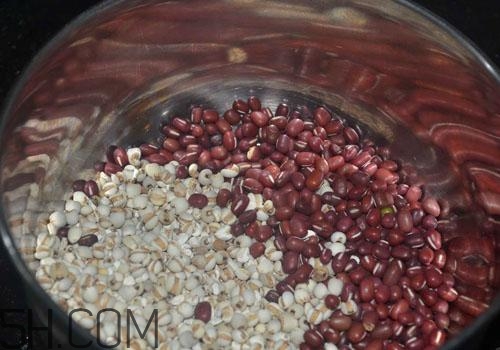 紅豆薏米加紅糖好嗎？紅豆薏米加紅糖的功效有哪些？