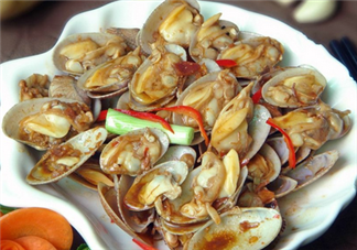 花甲需要焯水嗎？吃花甲不能吃什么？