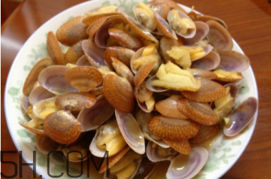 花甲需要焯水嗎？吃花甲不能吃什么？