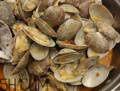 花甲用什么水泡比較好？死了的花甲能吃嗎？