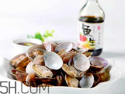 花甲需要焯水嗎？吃花甲不能吃什么？