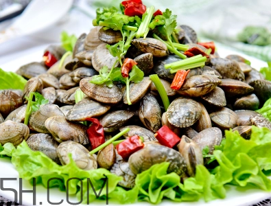 花甲用什么水泡比較好？死了的花甲能吃嗎？