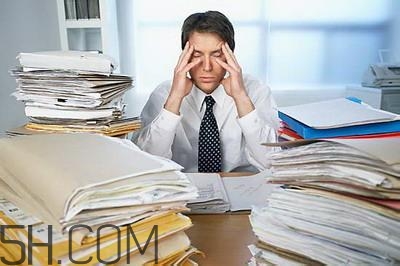 什么樣的人會(huì)得焦慮癥？焦慮癥如果不治會(huì)好嗎？