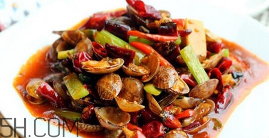 吃花甲能喝啤酒嗎？花甲的食用注意事項