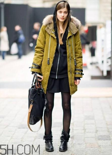 派克大衣搭配什么包？派克大衣搭配包包圖片