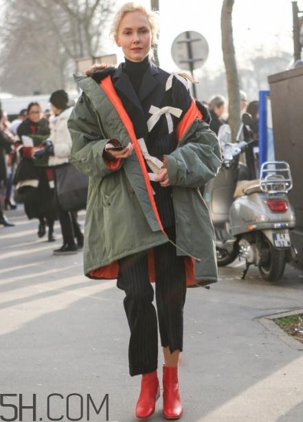 派克大衣搭配什么鞋子？派克大衣搭配鞋子圖片