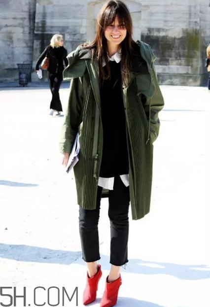 派克大衣和羽絨服哪個暖和？派克大衣顯胖嗎？