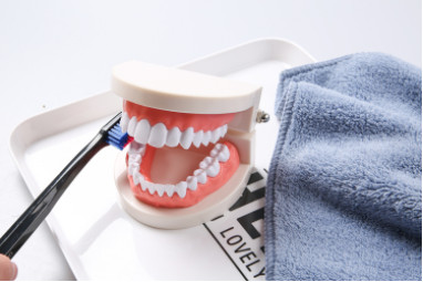 刷牙的錯(cuò)誤方法 這些刷牙誤區(qū)需謹(jǐn)記 刷牙的錯(cuò)誤方法 這些刷牙誤區(qū)需謹(jǐn)記