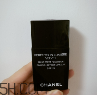 香奈兒粉底液怎么樣？八款香奈兒粉底液使用心得