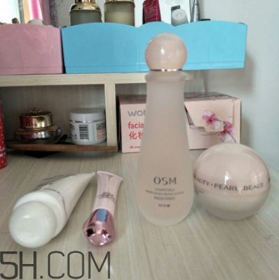 歐詩(shī)漫營(yíng)養(yǎng)美膚補(bǔ)水套組多少錢(qián)_專(zhuān)柜價(jià)格 歐詩(shī)漫營(yíng)養(yǎng)美膚補(bǔ)水套組多少錢(qián)_專(zhuān)柜價(jià)格