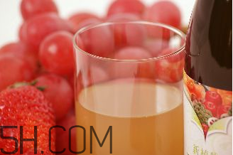 喝酵素拉肚子怎么回事？?jī)和裁磿r(shí)候喝酵素最好？