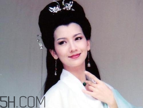 發(fā)際線不好看怎么修飾 完美解決6種發(fā)際線問題 發(fā)際線不好看怎么修飾 完美解決6種發(fā)際線問題