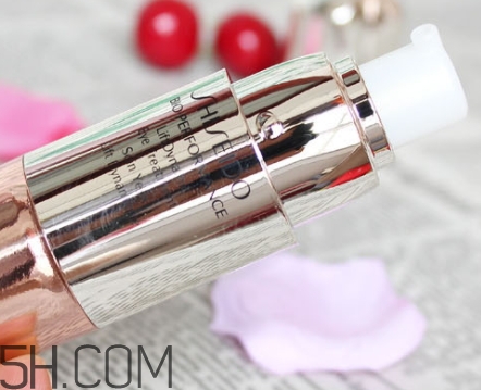 百優(yōu)眼霜和sk2眼霜哪個好？百優(yōu)眼霜和sk2眼霜對比