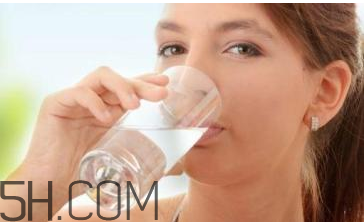 喝酵素為什么要多喝水？辨別純天然酵素和添加劑酵素